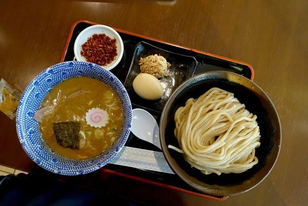 [日本東京] 羽田機場轉機必吃 24小時都吃到東京第一沾麵｜六厘舍